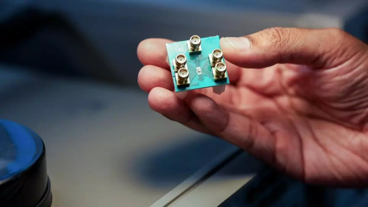 Científicos logran primer chip microondas que podría revolucionar la ia y los dispositivos inteligentes